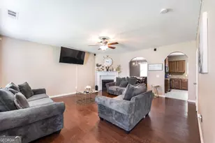 141 Back Cedar Ln, Warner Robins, GA 31093 - Photo 6