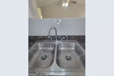 10119 Commons Way, Jonesboro, GA 30238 - Photo 10