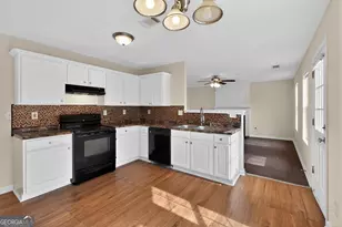 5745 Walter Trail, Stone Mountain, GA 30087 - Photo 10