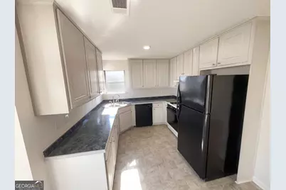 4037 Meadow Glen Way # 2, Fairburn, GA 30213 - Photo 2