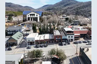 118 Oak Crescent Circle, Clayton, GA 30525 - Photo 2