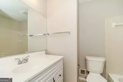 6373 Valley Dale Drive, Riverdale, GA 30274 - Photo 14