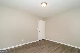 6373 Valley Dale Dr, Riverdale, GA 30274 - Photo 12