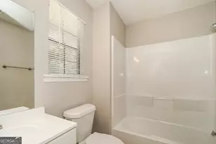 6373 Valley Dale Dr, Riverdale, GA 30274 - Photo 8