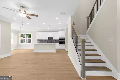 5587 Overview Drive, Flowery Branch, GA 30542 - Photo 6