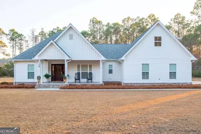 128 Magnolia Drive, Baxley, GA 31513 - Photo 2