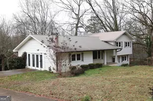 192 Summit St, Cornelia, GA 30531 - Photo 2