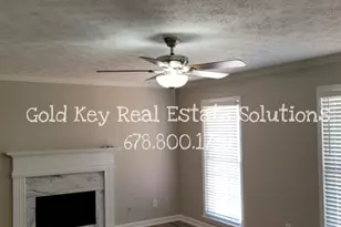 915 Burning Bush Dr, Loganville, GA 30052 - Photo 2