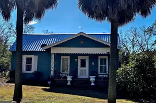 612 W Magnolia St, Fitzgerald, GA 31750 - Photo 1