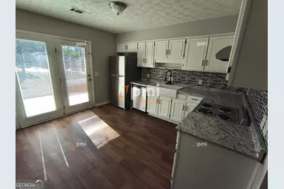 102 Peachtree Court, Lagrange, GA 30241 - Photo 2