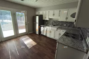 102 Peachtree Ct, Lagrange, GA 30241 - Photo 2