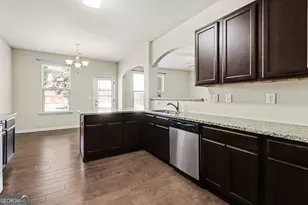 90 Southwind Cir, Newnan, GA 30265 - Photo 8