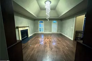 300 Shelli Ln, Roswell, GA 30075 - Photo 6