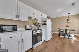 918 Scarletts Walk, Locust Grove, GA 30248 - Photo 24