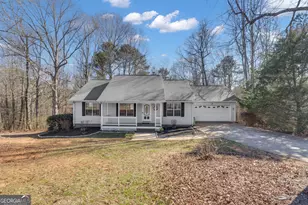 918 Scarletts Walk, Locust Grove, GA 30248 - Photo 2