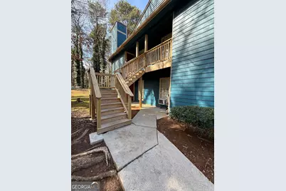 5516 Mountain Springs Circle, Stone Mountain, GA 30088 - Photo 2