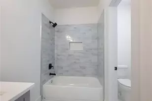 2438 Shadburn Ferry Dr, Buford, GA 30518 - Photo 38