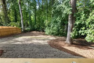 2438 Shadburn Ferry Dr, Buford, GA 30518 - Photo 54