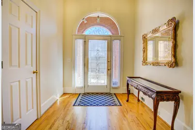 2910 Chesterfield Way SE, Conyers, GA 30013 - Photo 8