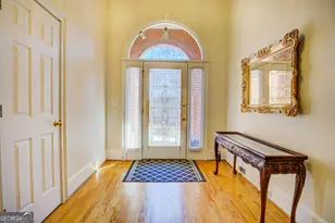 2910 Chesterfield Way SE, Conyers, GA 30013 - Photo 8