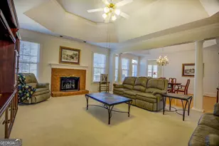 2910 Chesterfield Way SE, Conyers, GA 30013 - Photo 12