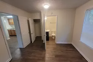 1124 N Jefferson St, Dublin, GA 31021 - Photo 2