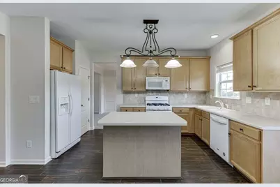 300 Beckenham Walk Drive, Dacula, GA 30019 - Photo 14