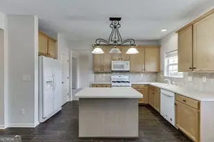 300 Beckenham Walk Dr, Dacula, GA 30019 - Photo 14