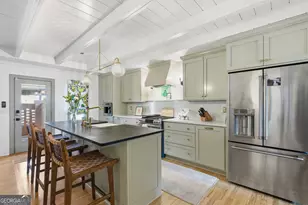 125 Maple St, Cornelia, GA 30531 - Photo 12