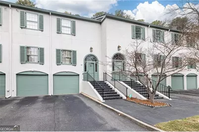 27 Mooregate Square, Atlanta, GA 30327 - Photo 1