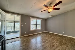 127 Kolby Ln, Clayton, GA 30525 - Photo 10