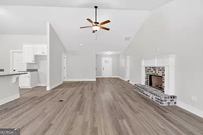 230 Airport Road #9, Canon, GA 30520 - Photo 4
