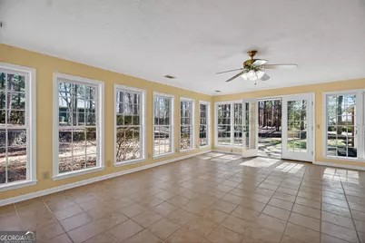 502 Ashford Circle, Lagrange, GA 30240 - Photo 16