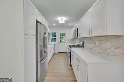 808 S Park Drive SE, Marietta, GA 30060 - Photo 8