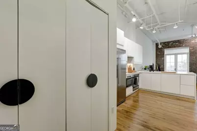 3235 Roswell Road #703, Atlanta, GA 30305 - Photo 2