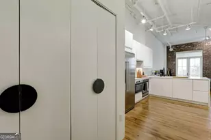 3235 Roswell Rd, Atlanta, GA 30305 - Photo 2