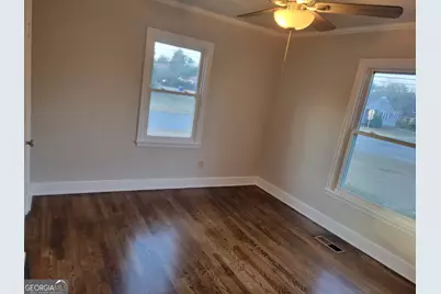 1624 Highland Avenue, Dublin, GA 31021 - Photo 4