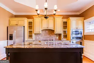 501 E 3rd St, Rome, GA 30161 - Photo 8