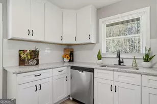 1955 E Lake Dr, Marietta, GA 30066 - Photo 18