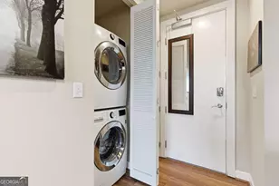 711 Cosmopolitan Dr NE, Atlanta, GA 30324 - Photo 18