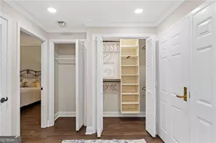 1800 Clairmont Lake, Decatur, GA 30033 - Photo 8