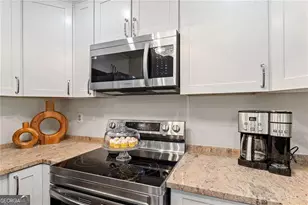 1800 Clairmont Lake, Decatur, GA 30033 - Photo 14