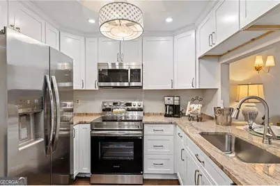 1800 Clairmont Lake, Decatur, GA 30033 - Photo 12