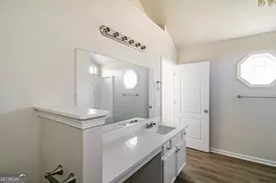 6902 Malvern Ct, Lithonia, GA 30038 - Photo 12