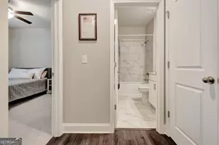 510 Timberbrook Dr, Sharpsburg, GA 30277 - Photo 6