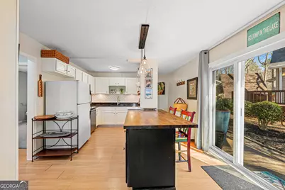 999 Rue Fleur De Lis, Lavonia, GA 30553 - Photo 4