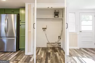 1004 Hill St, Waycross, GA 31501 - Photo 12