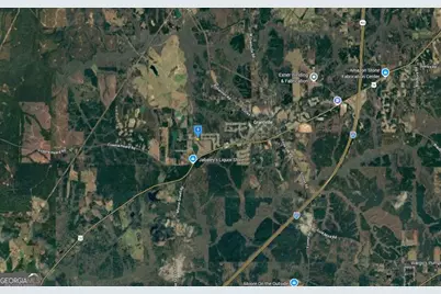 128 Bombay Lane, Grantville, GA 30220 - Photo 4