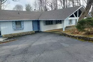 137 Pleasant Mountain Dr, Sky Valley, GA 30537 - Photo 2