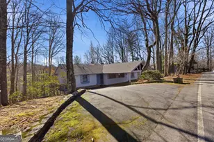 137 Pleasant Mountain Dr, Sky Valley, GA 30537 - Photo 8